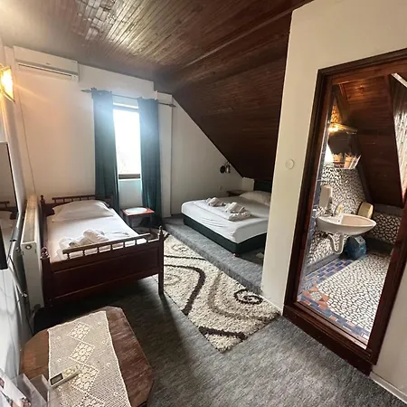 Prenociste Majkin Salas Farmház Palics