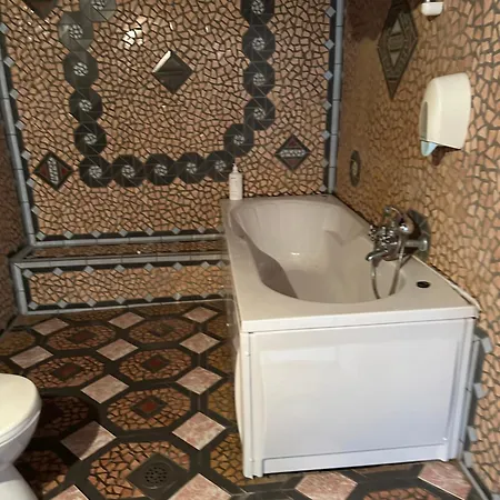 Prenociste Majkin Salas Palics