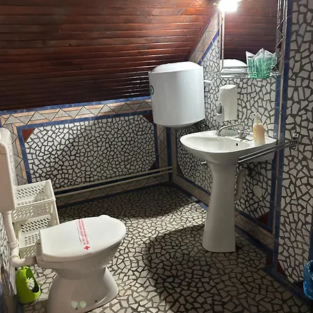 Prenociste Majkin Salas Farmház *